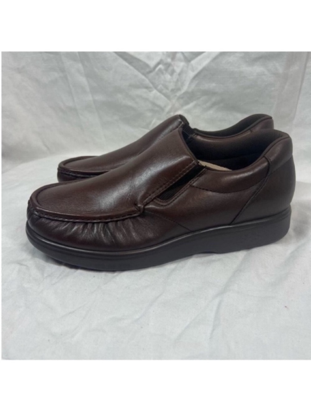 SAS Leather side gore brown slip On Loafer shoes Support Comfort NWOB